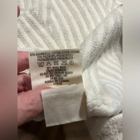 David Fusseneggar Pillow Covers Set Of 2 - Picture 9 of 10